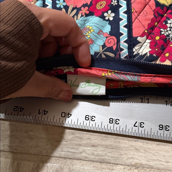 Vera Bradley Floral Quilted laptop - Picture 4 of 5